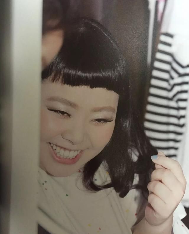 她不是超模，没有高级脸完美身材，却凭借200斤身材征服全世界！