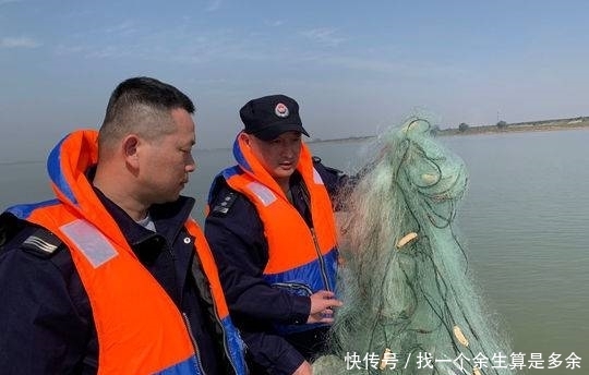  #解剖#洞庭湖死亡江豚已解剖 当地江豚保护中心负责人：江豚死亡