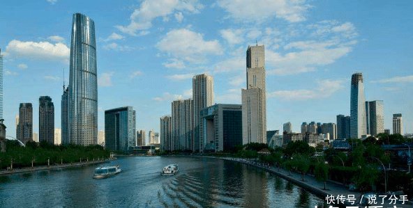  #更鼓#社会消费大比拼北上广深高居前四，重庆成都天津谁的钱包