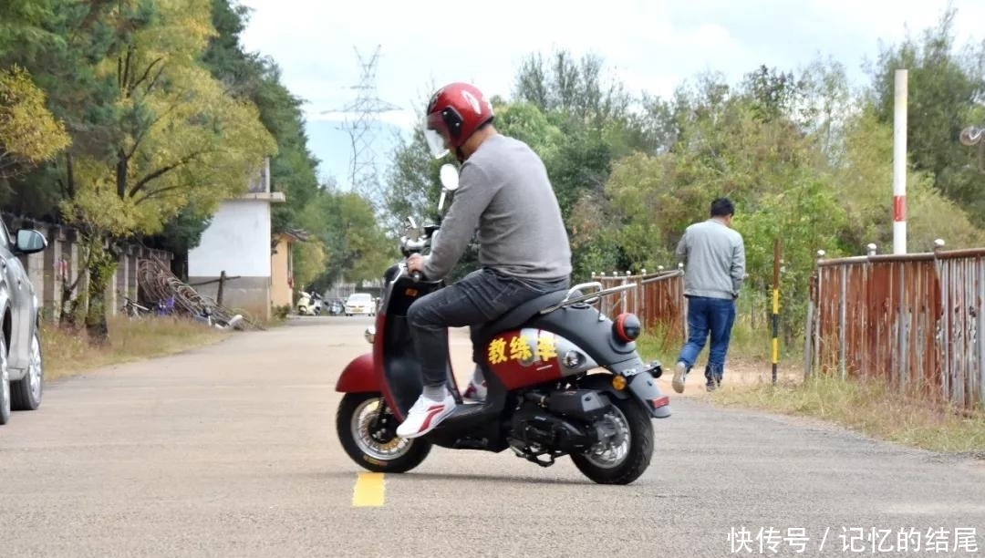  [明年]电动车有好消息！利好政策连续出台，明年市场要大爆发！