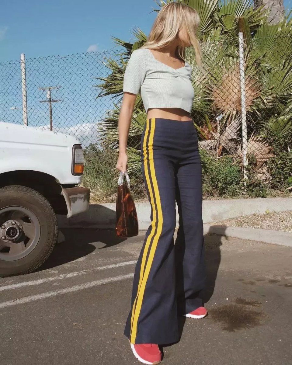 夏季，穿上这3件上衣，让你美得超性感!