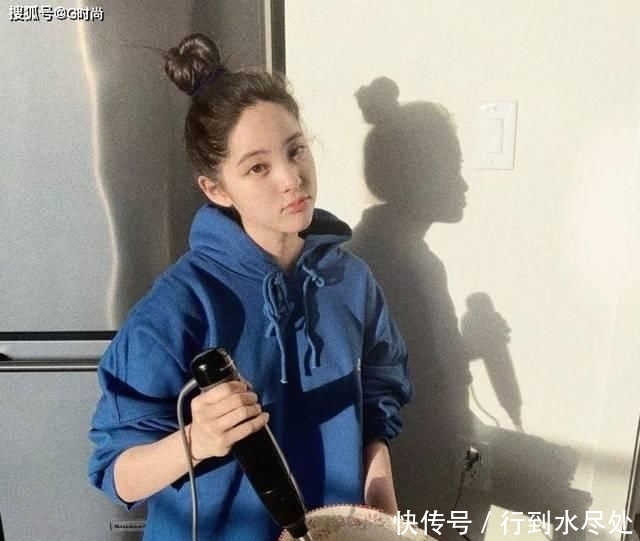  [气质]做为时尚潮流小公举你都还没Get明星款的丸子头吗？ 那么你就out了