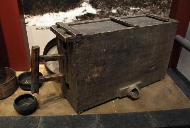  做饭|农村珍贵老物件，图四做饭必用，图三价值十几万