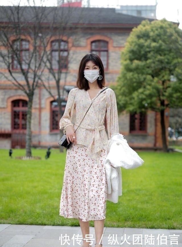  【针织】大家注意了！顺色搭配也能穿出层次感，文艺又秀气，妥妥的小仙女