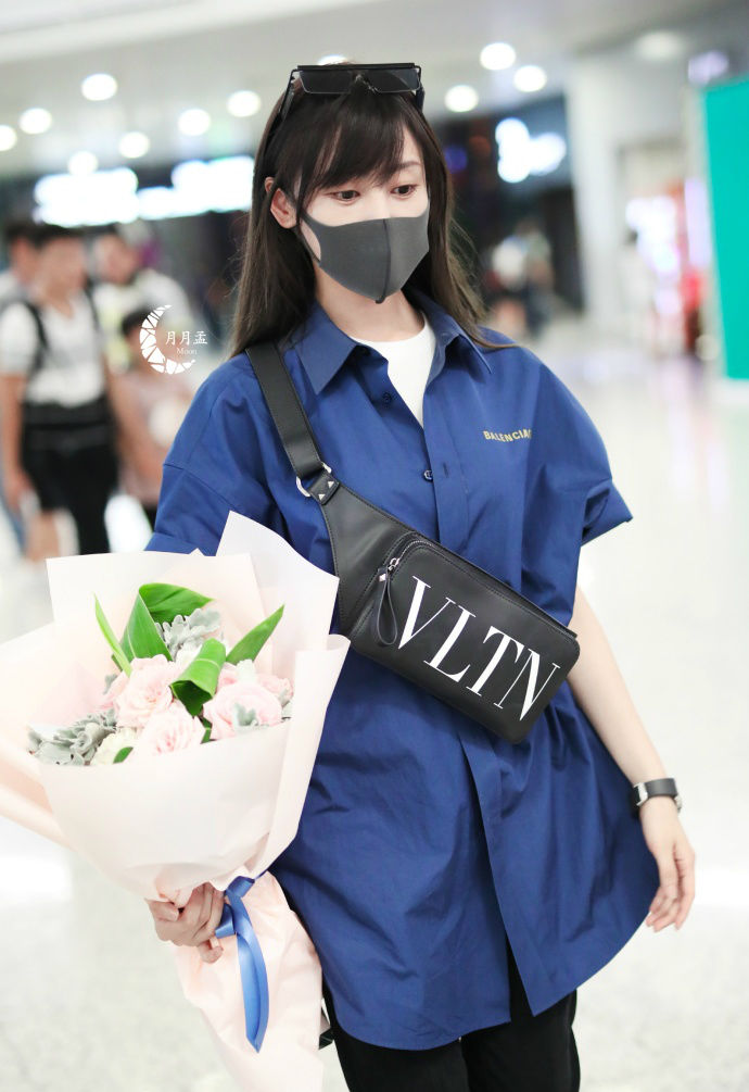 张天爱这腿细到吓人!网友:哪怕只有一天也想以这身材活着!