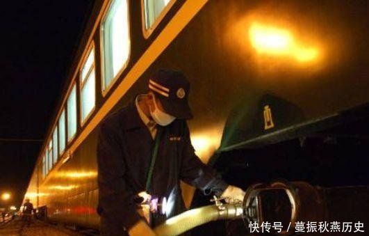  [粪便]火车上的“粪便”去哪了很多人想错了，其实是这样处理的