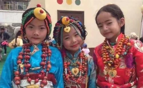 去西藏旅游的时候，为什么会有人对你吐舌头？其中的原因一定要知