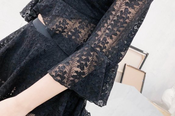 身材太好不敢穿比基尼，这几款泳衣前保守后惊艳，穿上不要太好看