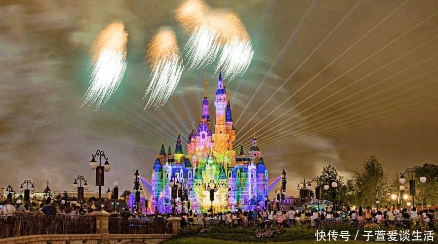 为何上海迪士尼门票直降一半游客也不去游客处处陷阱欺骗感情