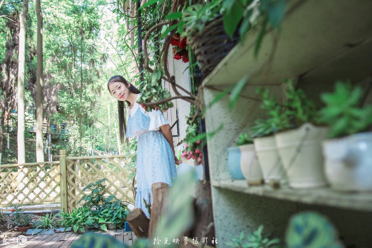 纯天然的美女,真想与你隐居于此