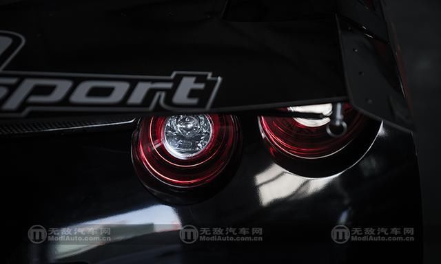  『GT』武装到牙齿 最强直线加速GT-R