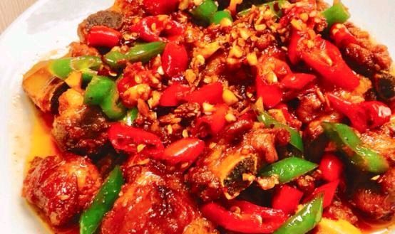  家常菜■几道简单快手的家常菜，解馋下饭，简单易做，家中待客倍受欢迎