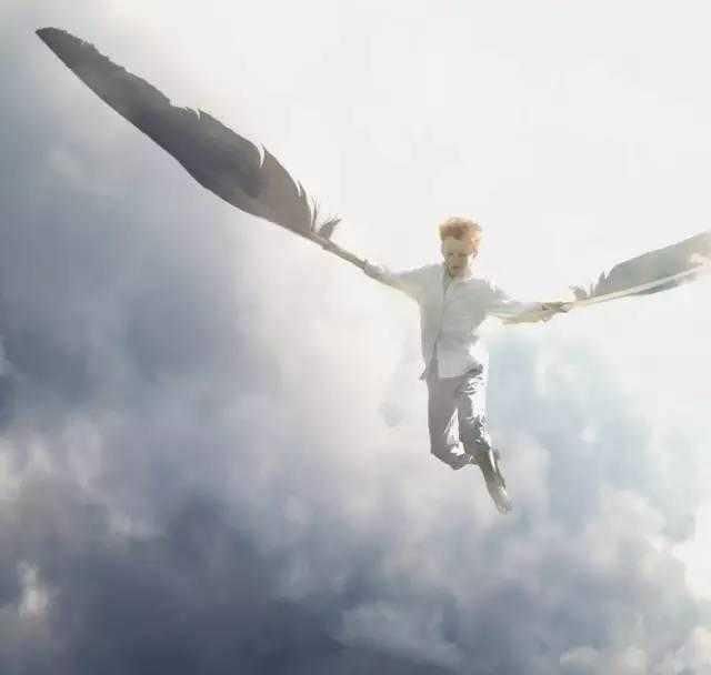 8岁开始摄影，没上过一天学的他，天才创作已超过2亿次点击