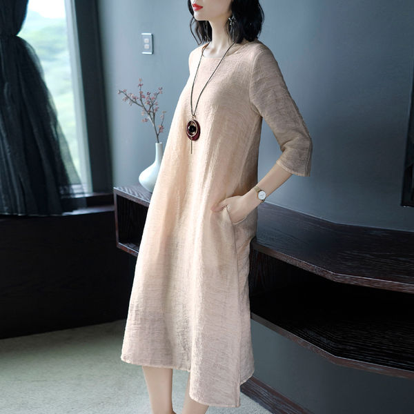 秋装大量上新，散发高级感女神款连衣裙的，好看不贵名媛范