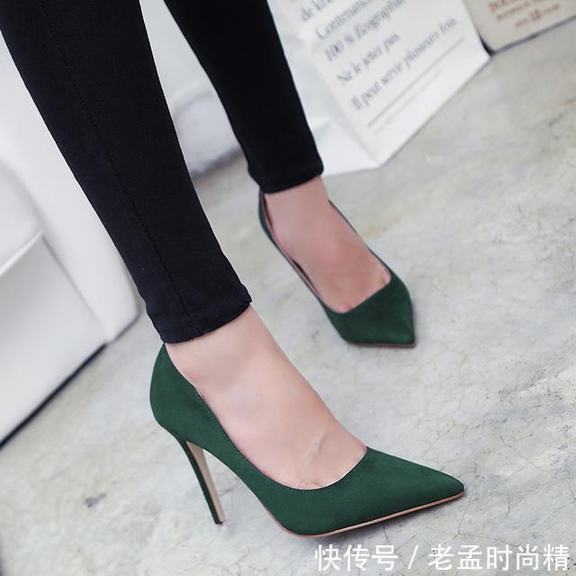  气质：高跟鞋的秘密，不仅让你穿的靓丽，还让你秒变气质优雅女
