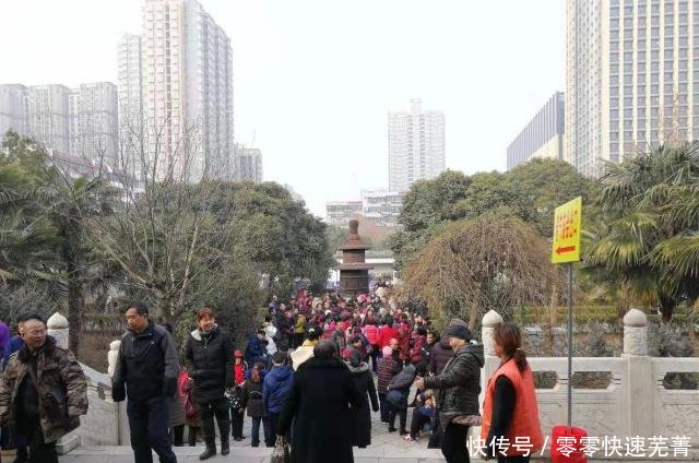 连西安人都未必找得到的著名道教圣地，如今仍在高楼丛中逆俗而立