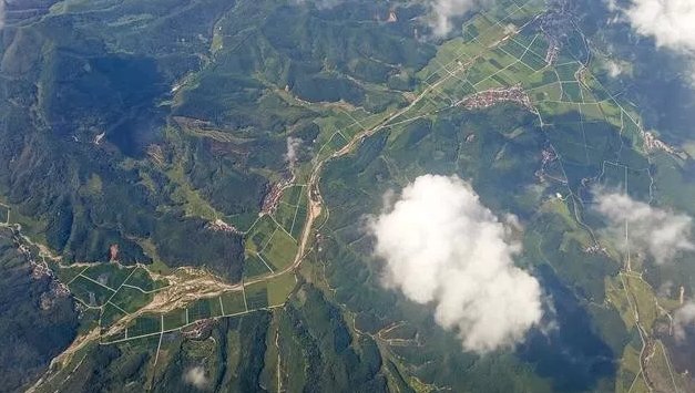  「俯瞰」你知道中国森林覆盖率最高的省份吗？飞机上俯瞰美如画
