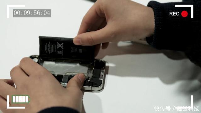 手机支架怎么用图解 t01b5390e901ccf0fa2.jpg?size=640x360