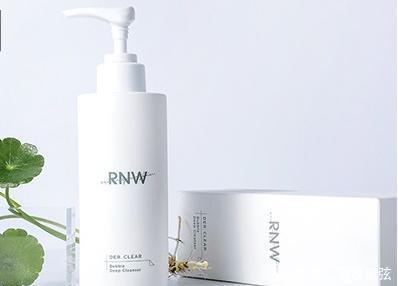 「干皮适用之」干皮护肤指南!从洗面奶到精华液,这一篇全齐了
