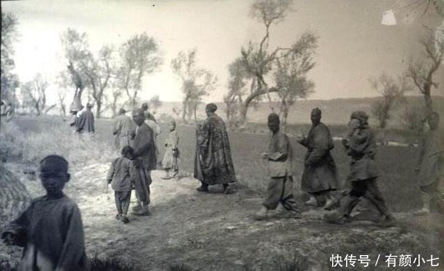 民国少女九年不食活蹦乱跳,报纸称有科学依据,真相其实恶毒极了