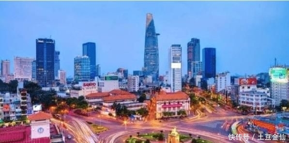  「看起来」越南两座大城市，看起来很发达，城建放在国内是什么