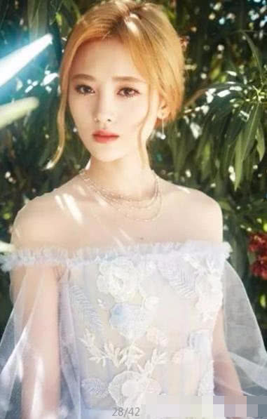 明星染发，各有千秋，郑爽程潇娃娃般，baby女王气场，吴昕大变样