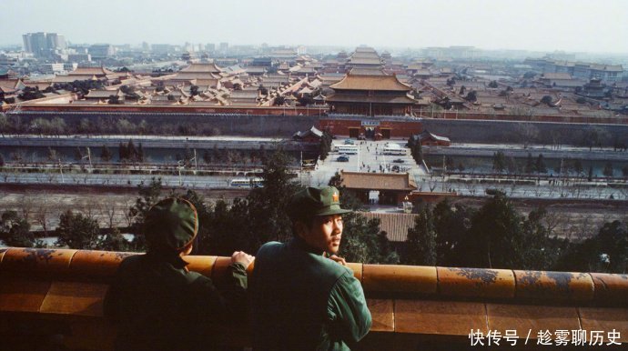 老照片，被这些八十年代的中国的高富帅的帅哥惊艳到了