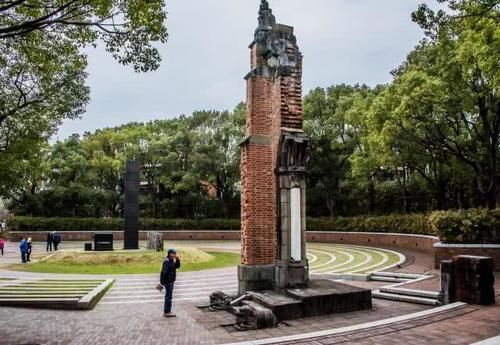 日本长崎：在被原子弹轰炸过的城市观光，游客也能感受到核爆之殇
