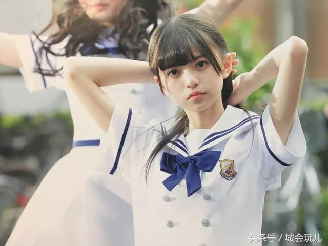 夏天了，又到了男生瞄正妹的季节