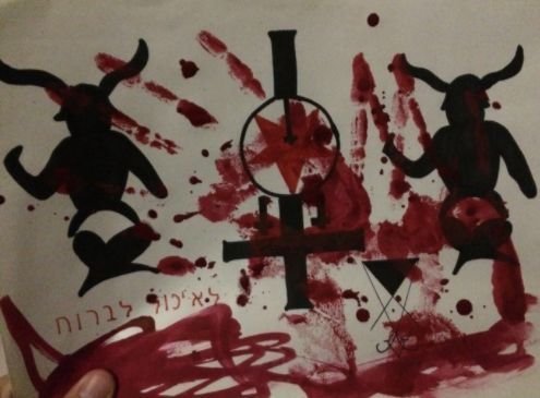 传谣留学生遭邪教死亡威胁 ＂吐槽君＂家族被封号