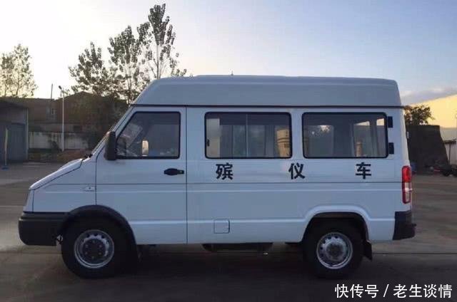 火葬省力又省钱，农民为什么不愿意老农三句话，听得专家也无奈