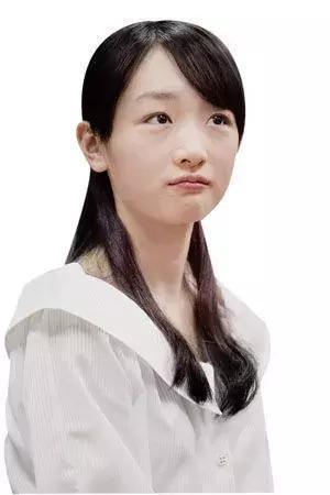 看周冬雨的时尚进阶之路