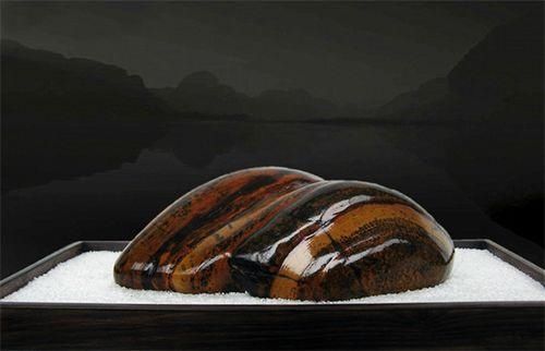 小县城发现的石头，捡来就能卖钱，成为当地人的聚宝盆