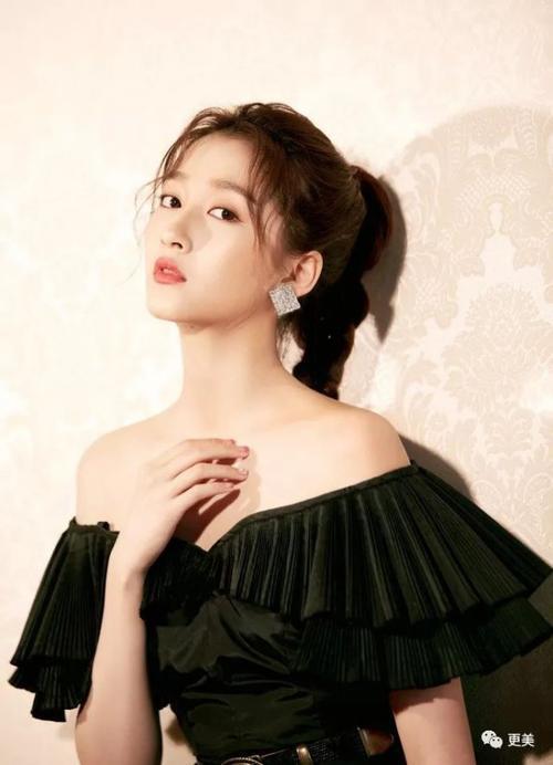 唐嫣短发老10岁,娜扎被夸仙女,热巴好惨