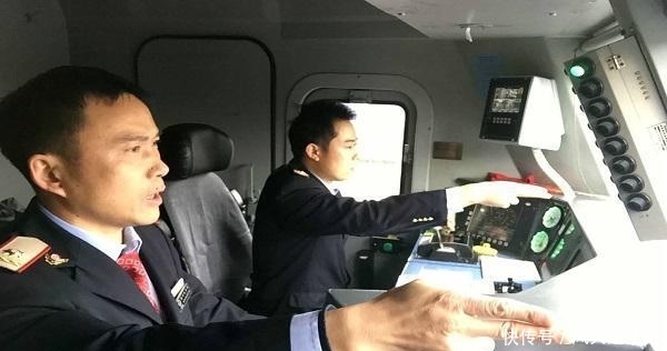  「睡觉」火车一开就是几十个小时，司机是如何坚持的？难道他们