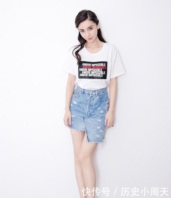 『大片』Baby真不得了!穿双“拖鞋”就拍大片,果然是有颜值就任性