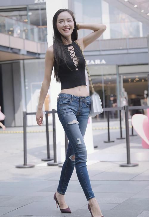 ·Éí@Èá˳С½ã½ãµÄ´ó·Éí, Äã×¼±¸ºÃÁËÂ𣬽ôÉíÅ£×п㲻ÊdzÔËØµÄ,