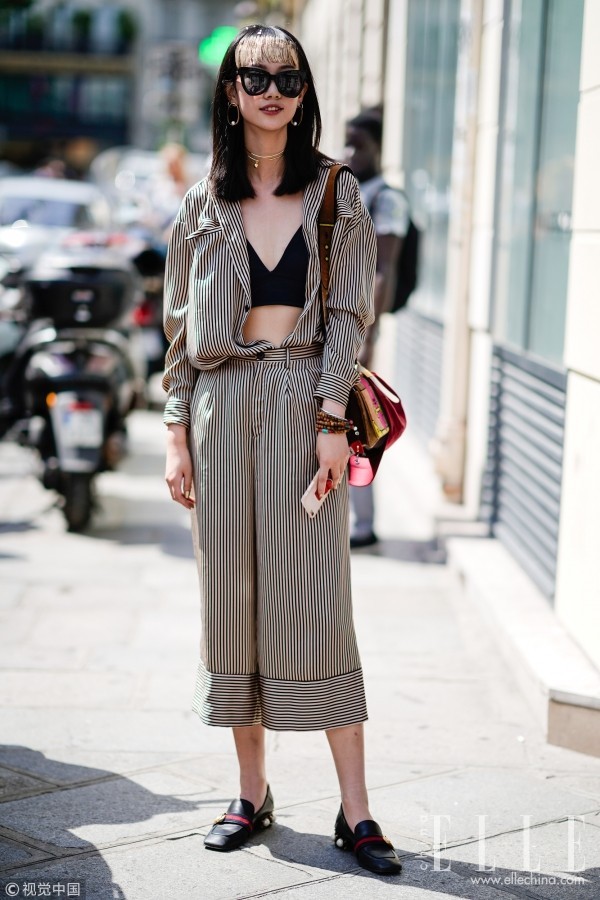 为什么我穿是睡衣 她穿是睡衣风？