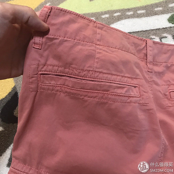服饰快消品 篇七十七:又闷骚又实惠!UNIQLO 优衣库 男式工装短裤