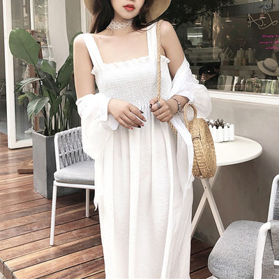 外出旅游，一定要备一件“勾魂裙”，显身材又性感，让人神魂颠倒