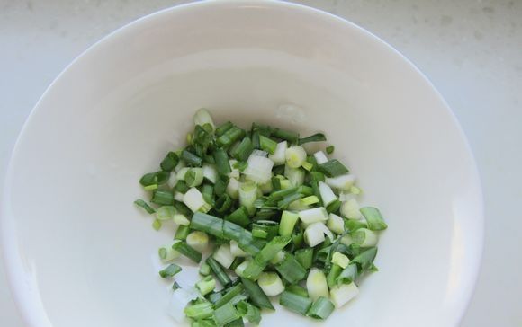  「很美」它是天然“黄体酮”，隔三差五吃一次，皮肤紧致，素颜都很美