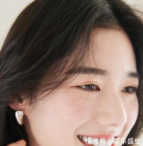  化妆■相亲对象见到我化妆的样子拉黑了我！