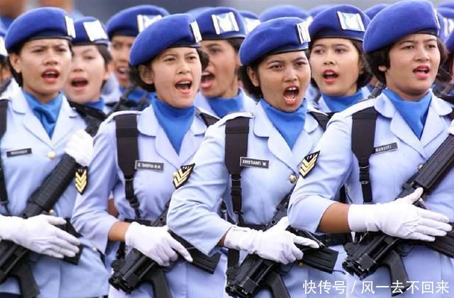  「郑和下西洋」印尼一个岛，明朝曾设三品大官，相对于英国驻香港总督！