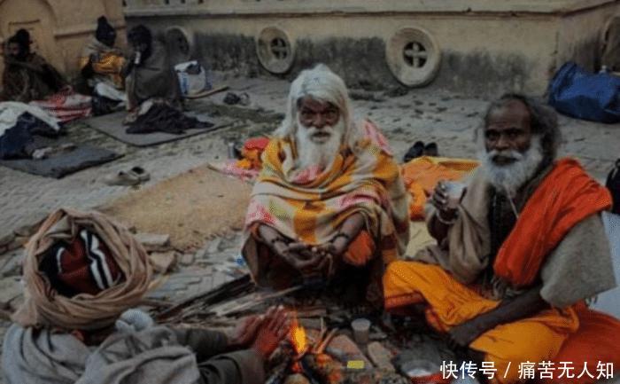 尼泊尔“苦行僧”修行有多苦?有人60年未出家门,每天只冥想睡觉