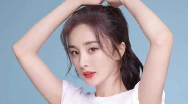  『错误』女生不想变“油腻”，要远离这些错误的护肤习惯