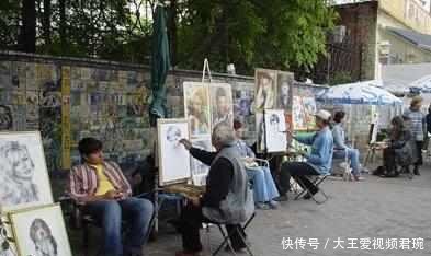 两万人民币兑换197000卢布，在俄罗斯能玩多久美女这样说