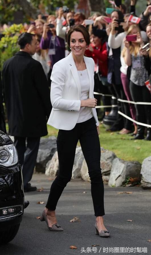 凯特王妃“牛仔裤”造型惊艳了！低调、朴实的风格，十分接地气！