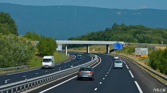 同样400公里路程，是走国道划算，还是走高速划算？