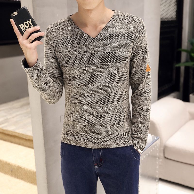 男人到了56岁，出门千万别穿太土，瞧瞧下图，让人一见眼前一亮