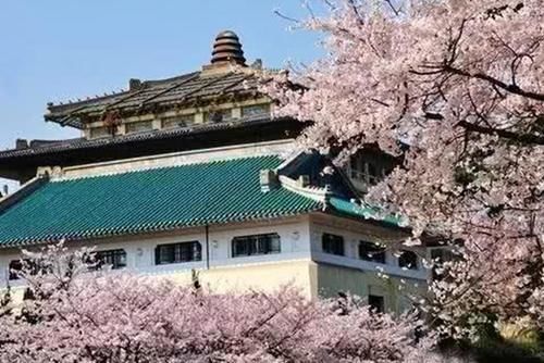 盘点国内“最美”的4所大学，不输5A景区，你最喜欢哪所？